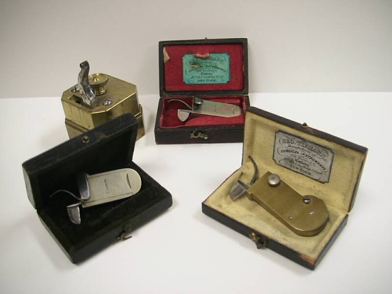Grouping of Tiemann lancets and scarificator